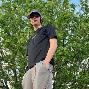 Meet your Posher, James